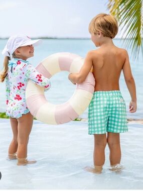 ❤️ Tortola Trunks - Gibson Island Green Gingham with Worth Avenue White Stork